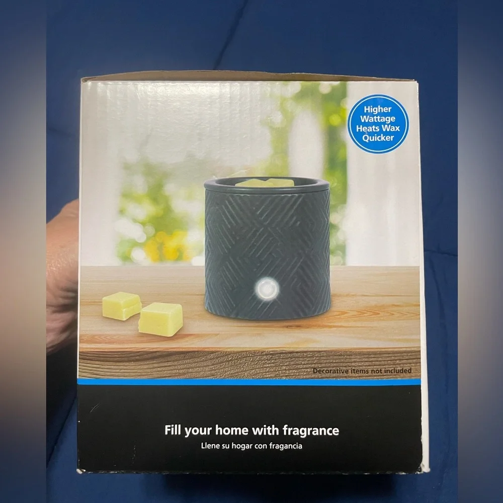 Mainstays Electric 18-Watt Ceramic Wax Melt Warmer Navy Blue. Wax Melts Included